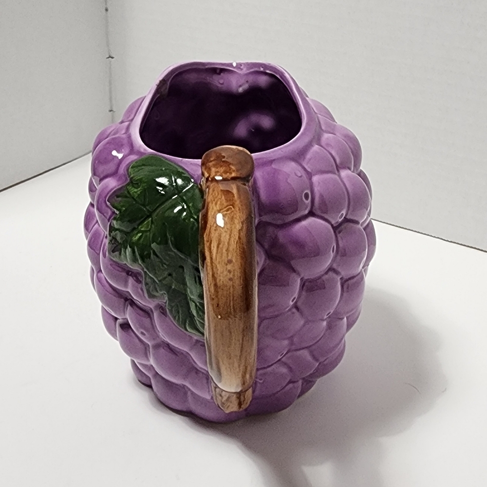 Grape pitcher - Picture 4 of 15